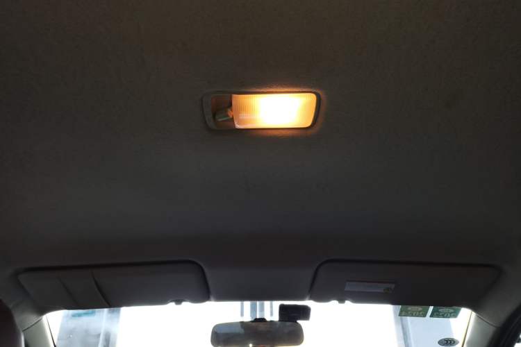 Used Nissan Livina 2015 Jinrui 1.6XV CVT Cool Cafe Edition
