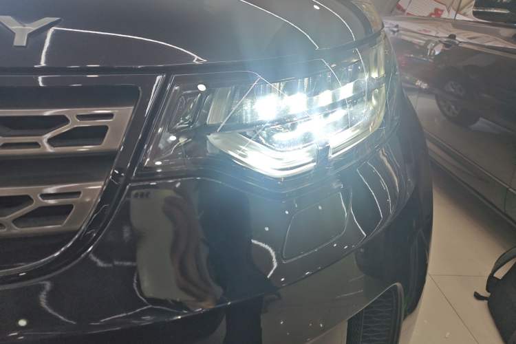 Used Land Rover Discovery 2017 3.0 SC V6 S
