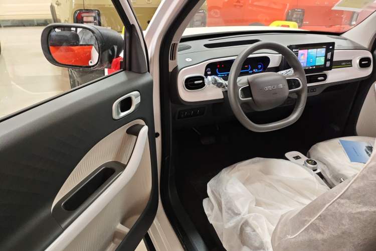 Used  Panda 2025 210km Panda Rider
