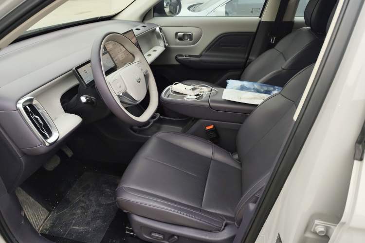 Used Leapmotor B10 2025 510 Joyful Edition
