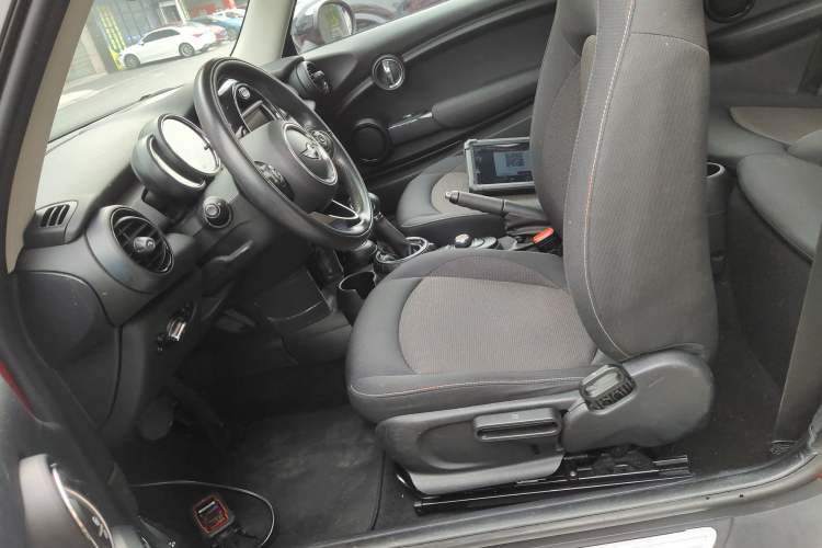 Used MINI MINI 2014 1.5T COOPER Fun