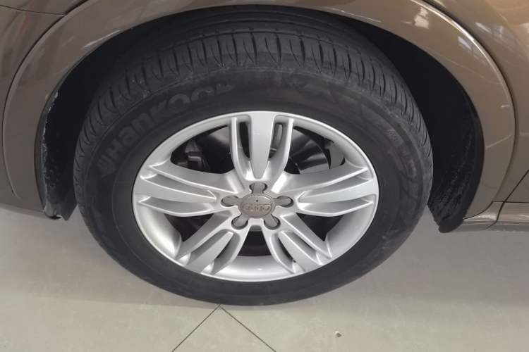 Used Audi Q3 2015 35 TFSI Comfort Model
