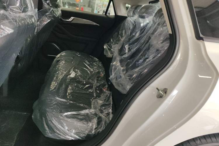 Used Bestune B70 2025 Dragon Edition 1.5T Enjoyment Model
