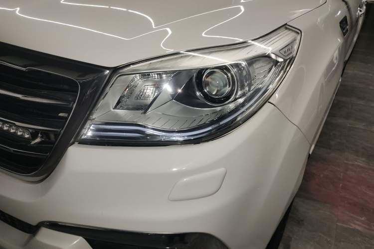 Used Haval H9 2016 2.0T Four-Wheel Drive Luxury 7-Seater
