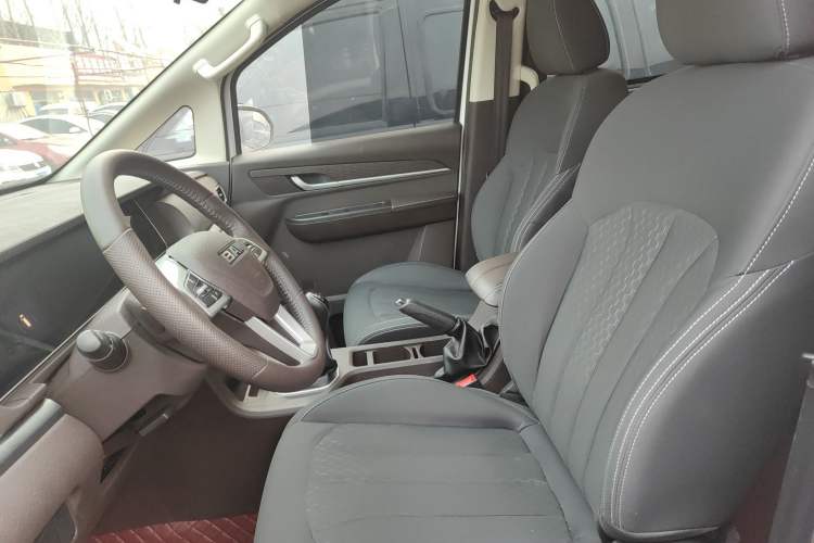 Used  Ruisheng Ace M7 2023 1.6L Standard Wheelbase Enjoy Edition 7-seater
