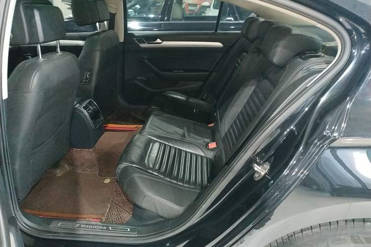 Used Volkswagen Magotan 2019 330TSI DSG Leading Edition China V Standard
