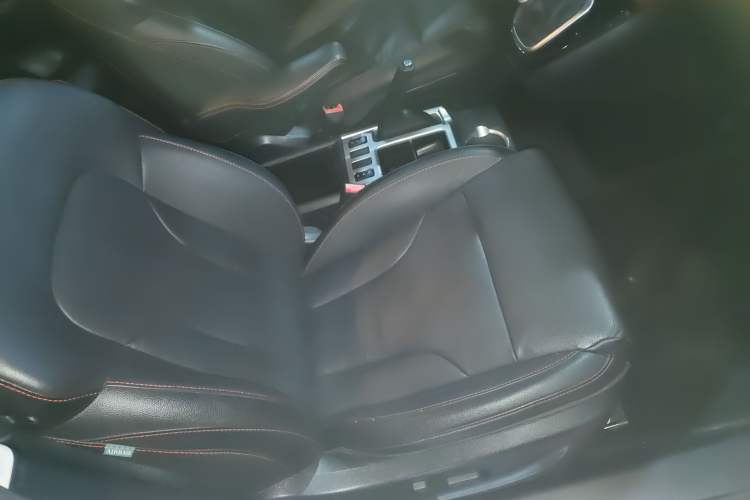 Used Haval H6 2014 Sport Version 1.5T Manual Two-Wheel Drive Elite Edition
