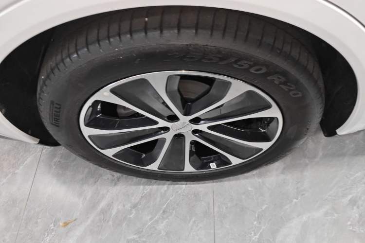 Used Hima Luxeed R7 2024 Pure Electric 667km Pro