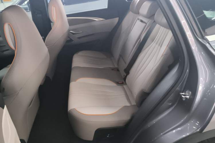 Used BYD Song Pro New Energy 2024 HONOR Edition DM-i 71KM Navigation Model