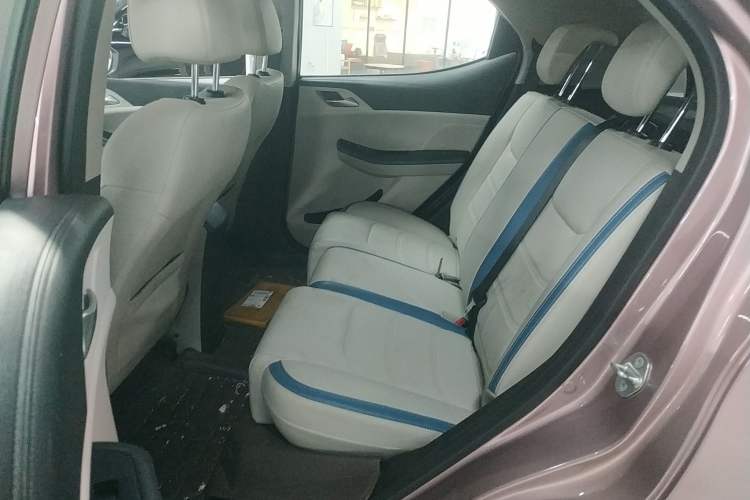 Used BYD Yuan Pro 2023 401KM Luxury Version
