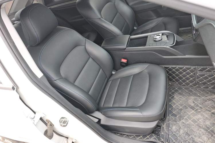 Used Livan Maple 60s 2022 Revised Edition Easy-Drive Version Lithium Iron Phosphate
