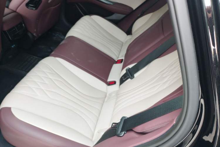 Used BYD Seal 2023 DM-i 1.5T 121km Flagship Model
