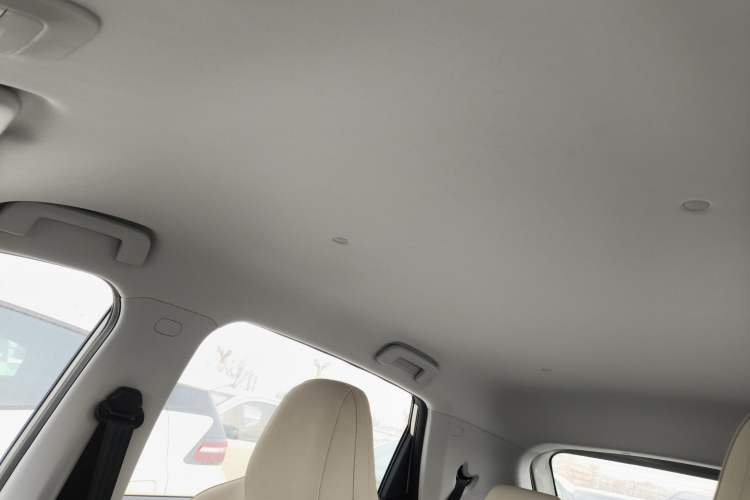 Used Wuling Bingo PLUS 2024 330 km Range Five-Seater Version