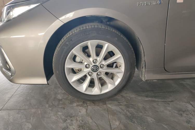 Used Toyota Corolla 2021 Dual-Motor 1.8L E-CVT Flagship Edition
