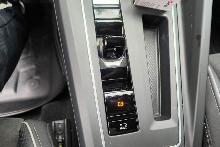 Used Volkswagen Golf 2021 280TSI DSG R-Line
