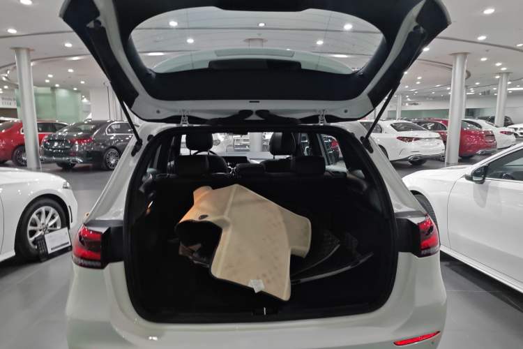 Used Mercedes-Benz B-Class 2022 Second Facelift B 200 Fashion Edition
