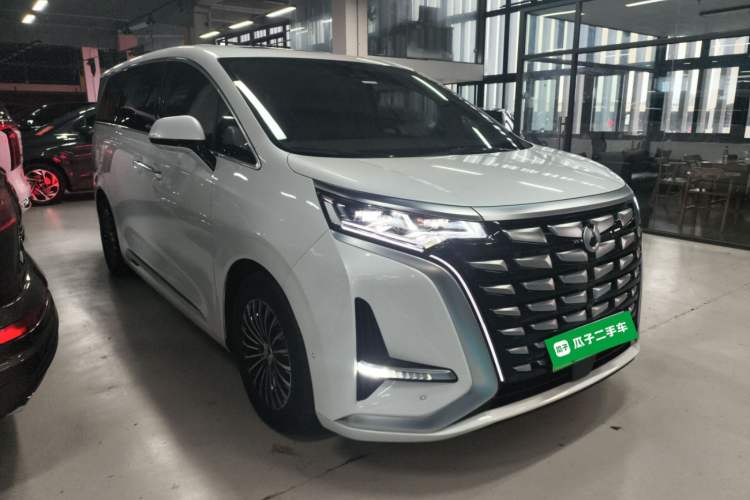 Used Denza D9 2022 DM-i 970 Four-Wheel Drive Flagship Model
