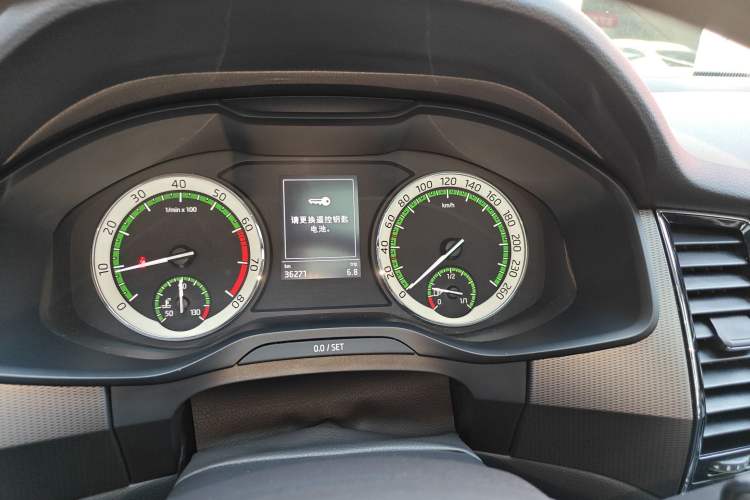 Used Skoda Kodiaq 2018 Facelifted TSI330 5-Seater Two-Wheel-Drive Comfort Edition
