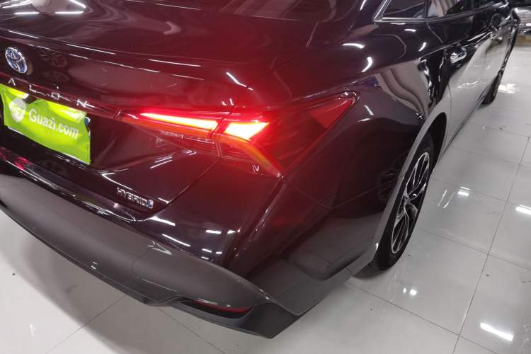 Used Toyota Avalon 2022 Dual-Engine 2.5L Luxury Edition