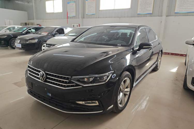 Used Volkswagen Magotan 2025 Zhongxiang Version 280TSI DSG Comfort Edition