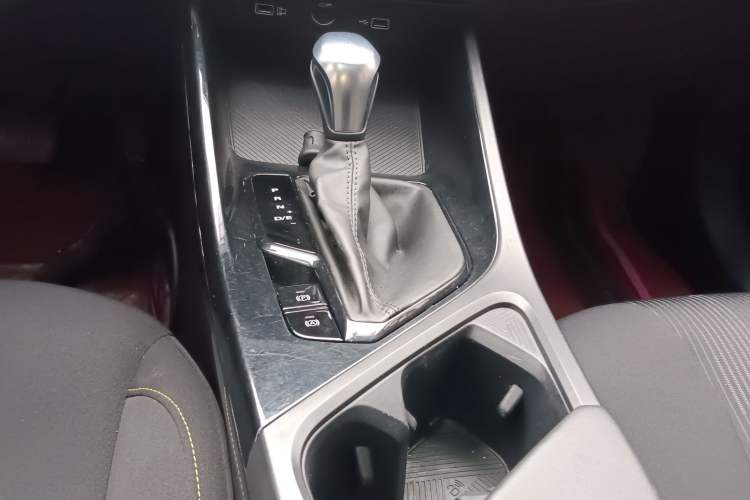 Used Roewe i5 2021 1.5L CVT Platinum Edition
