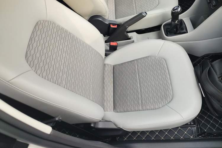 Used Skoda Rapid 2016 1.6L Manual Trend Edition
