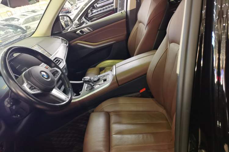 Used BMW X5 2022 xDrive40i Luxury Edition M Sport Package