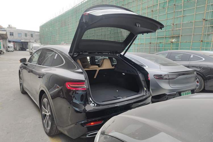 Used Hima Luxeed R7 2024 All-Electric 736 km Ultra