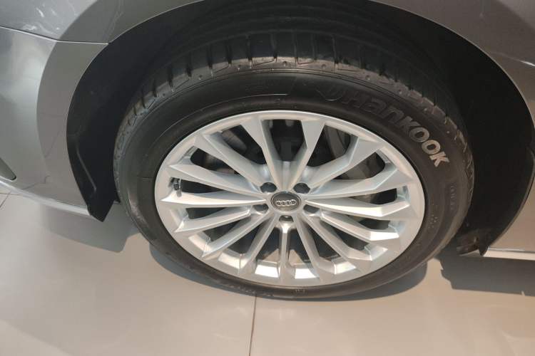 Used Audi A8 2018 A8L 55 TFSI quattro Launch Edition Elite Model
