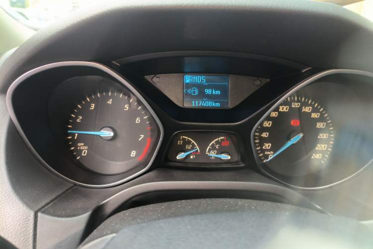 Used Ford Focus 2012 Sedan 1.6L Automatic Fashion Edition
