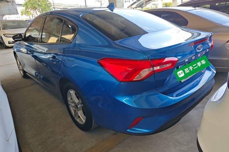 Used Ford Focus 2019 Sedan 1.5L Automatic FENGYUE Model China V Standard
