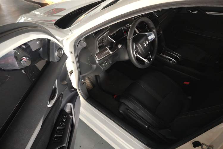 Used Honda Civic 2019 220TURBO CVT Dynamic Edition China VI