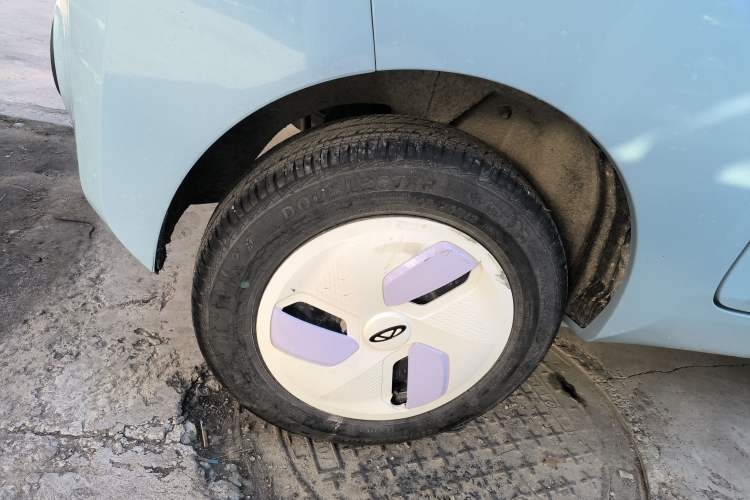 Used Chery QQ Ice Cream 2022 170km Sundae Phosphate Lithium-Ion
