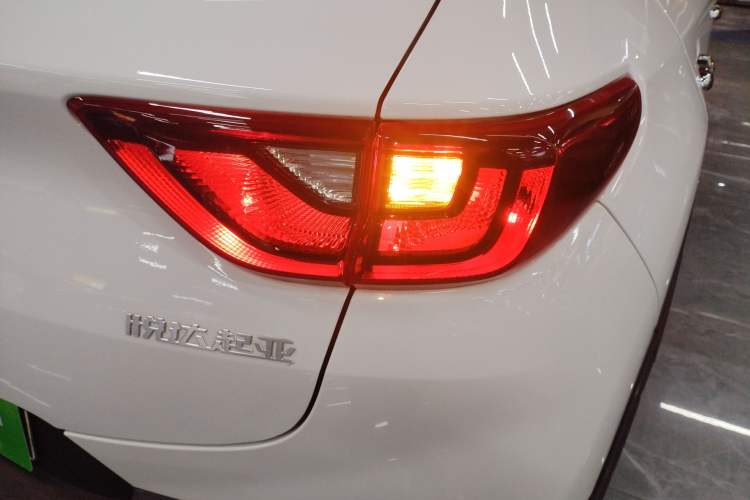 Used Kia kx1 Stonic 2021 1.4L CVT Fun Edition