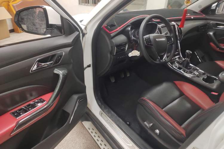 Used Leopaard CS9 2017 1.5L Manual Elite Model
