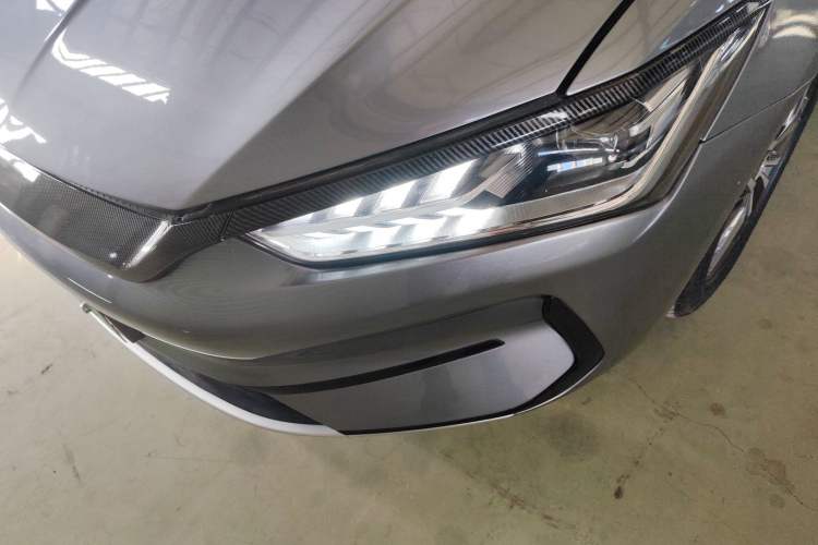 Used BYD Qin PLUS 2021 EV 400KM Luxury Model
