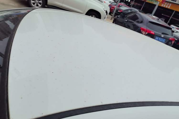 Used Kia K2 2012 Hatchback 1.4L MT GLS
