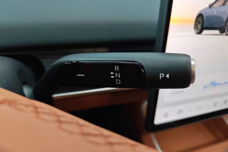 Used ONVO L60 2024 60 kWh All-Wheel Drive
