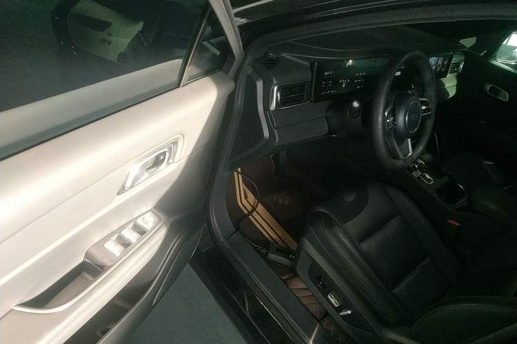 Used Li Auto ONE 2021 Extended-Range 6-Seater Version
