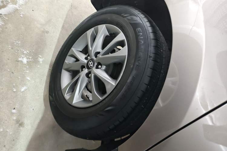 Used Hyundai ix35 2015 2.0L Manual Two-Wheel Drive Comfort Version China IV Standard
