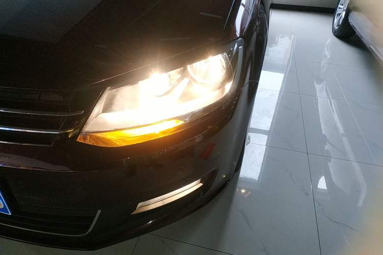 Used Volkswagen Sharan 2018 Revised Version 380TSI Comfort Edition 7-Seater
