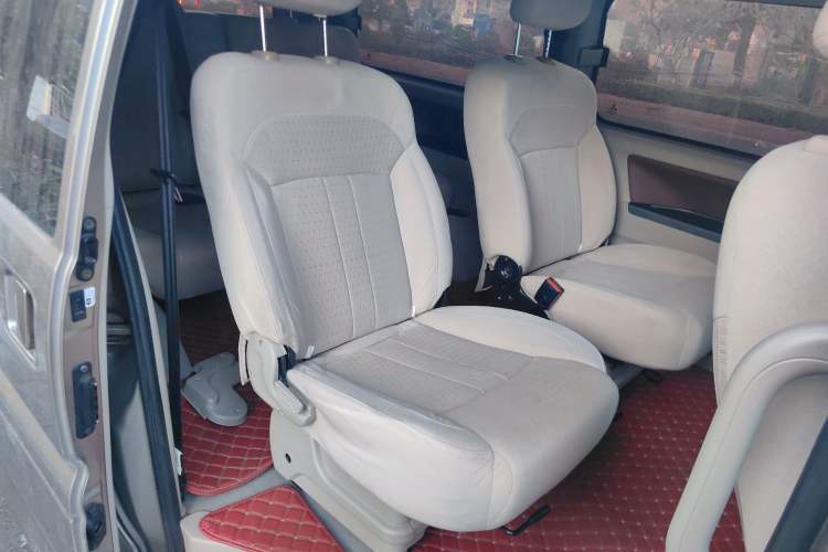 Used FORTHING Lingzhi 2018 M5L 1.6L 7-Seater Comfort Model
