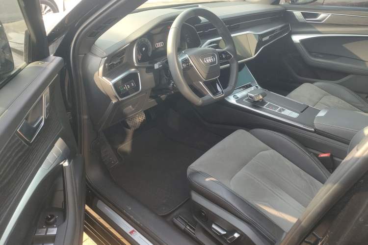 Used Audi A6L 2024 45 TFSI quattro Prestige Dynamic Edition
