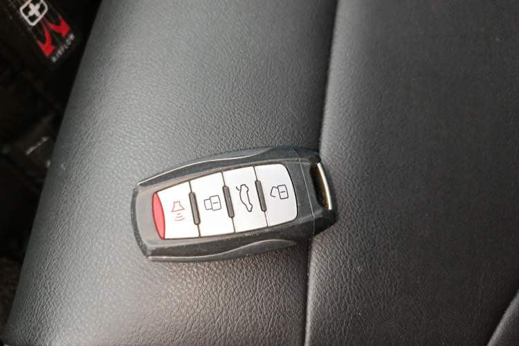 Used Haval M6 2019 1.5T DCT Two-Wheel Drive Elite Version China VI Standard
