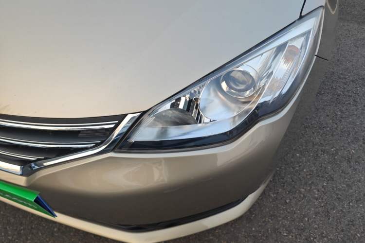 Used Roewe 360 2015 1.5L manual luxury edition