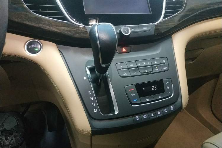 Used Buick GL8 2017 ES 28T Premium Version China V Standard
