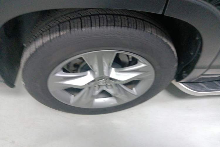 Used Toyota Highlander 2018 2.0T Four-Wheel Drive Luxury Edition 7 Seats China V Emission Standard
