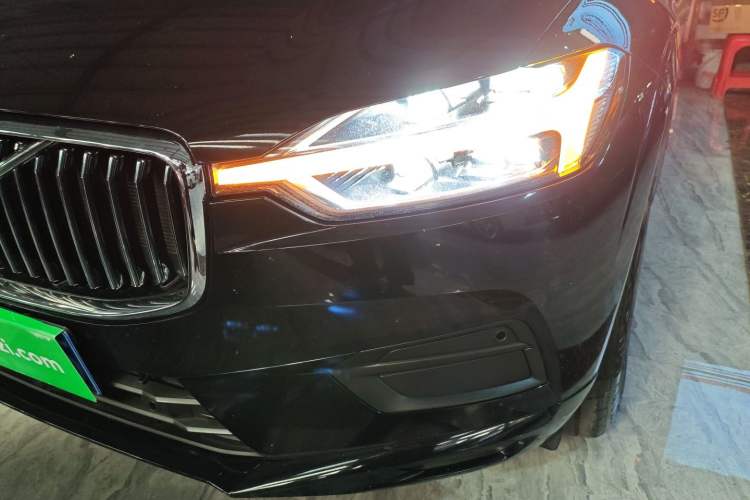 Used Volvo XC60 2019 T5 4x4 Zhiyuan Edition China VI Standard
