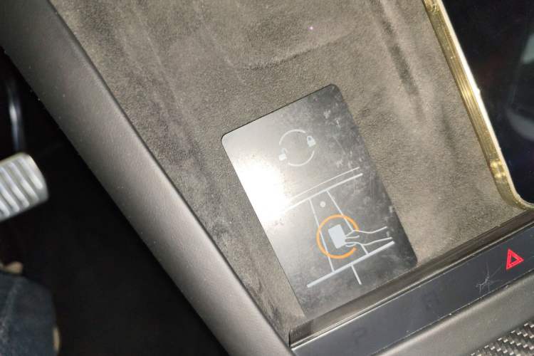 Used Tesla Model X 2023 Three-Motor All-Wheel-Drive Plaid Version
