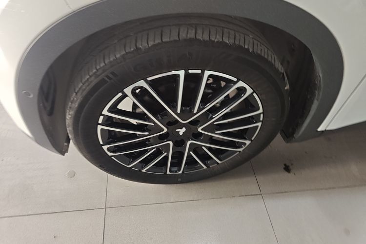 Used  firefly 2025 Illuminated Edition